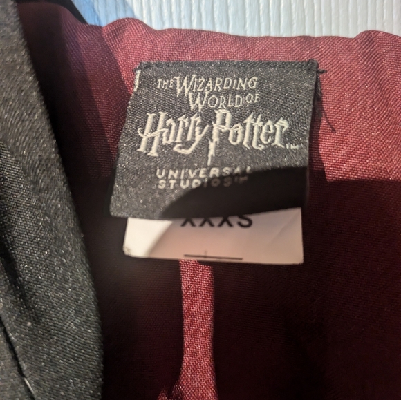 Official Harry Potter Gryffindor robe xxx-s Halloween - Picture 5 of 8